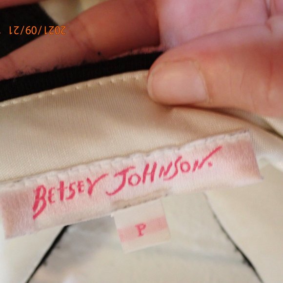 Betsey Johnson Vintage Maxi dress 🖤 - Picture 7 of 11
